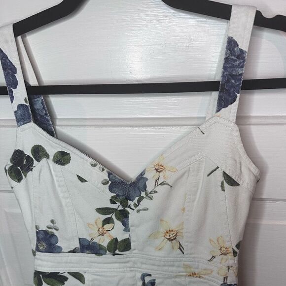 NICHOLAS || Floral Flare Midi Denim Dress Size 4 - Picture 4 of 13